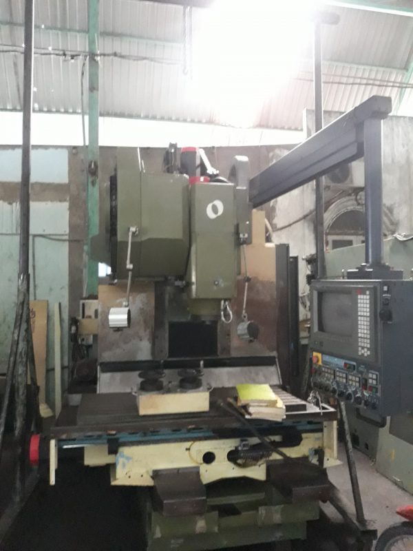 Máy phay CNC MAKINO GF6