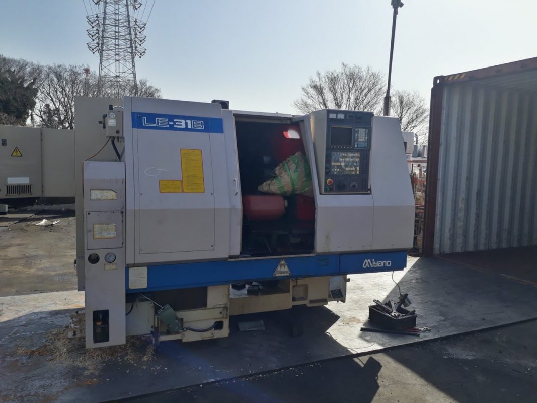 Các bước cân chỉnh chống tâm cho máy tiện MIYANO