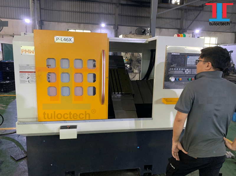 Vận hành máy tiện CNC