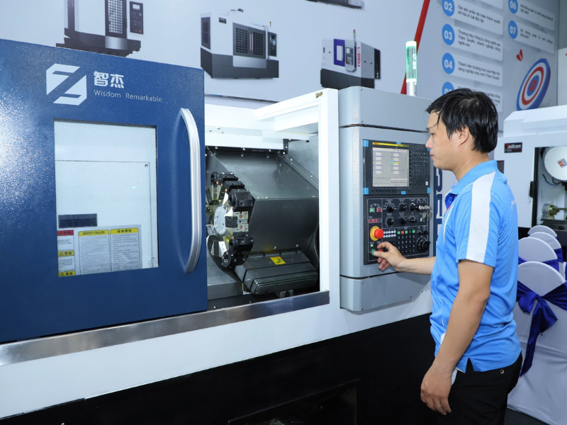Đào tạo tiện CNC là khoá học giúp mở ra nhiều cơ hội nghề nghiệp cho bạn