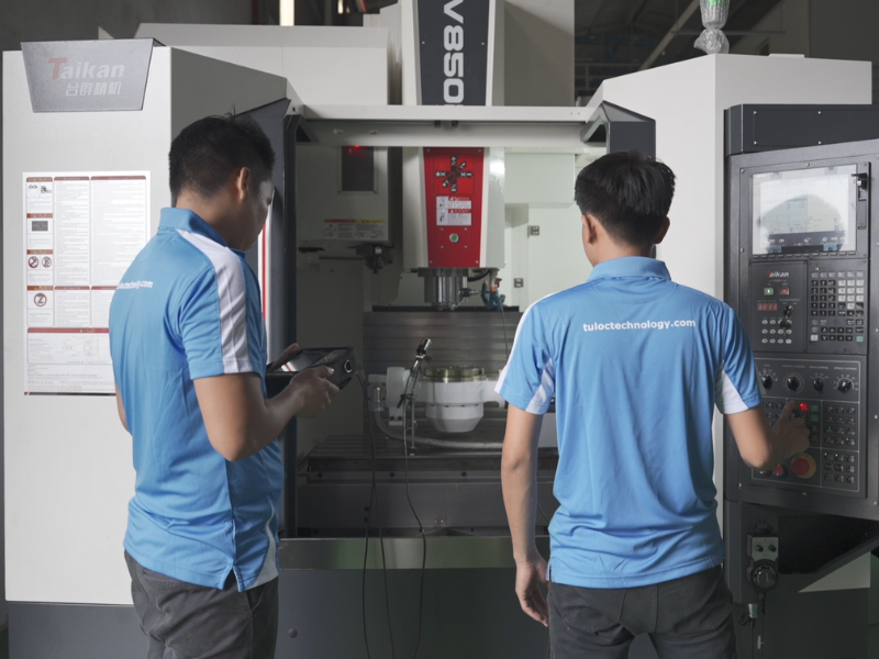 Kiểm tra và bảo dưỡng máy CNC định kỳ rất cần thiết để giúp máy vận hành ổn định, kéo dài tuổi thọ