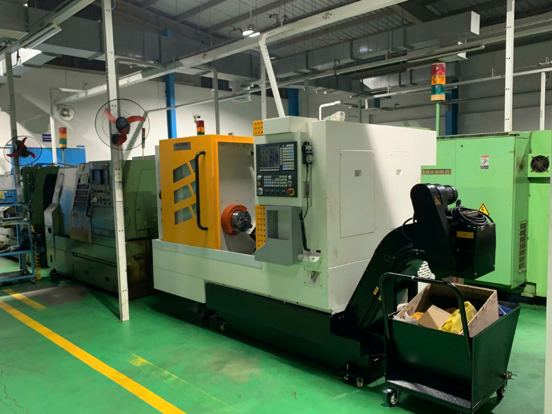 Băng tải phoi được ứng dụng trong rất nhiều lĩnh vực gia công cơ khí chính xác