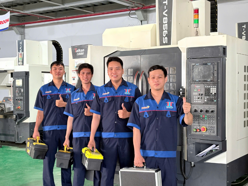 Đội ngũ kỹ thuật TULOCTECH giàu kinh nghiệm và có chuyên môn cao trong lĩnh vực CNC