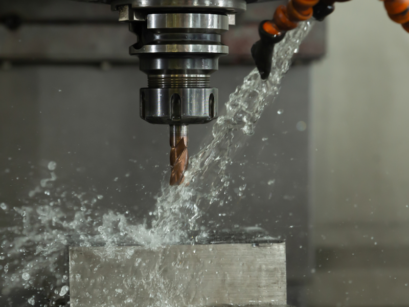 Làm mát trục chính bằng nước hay không khí đều có những ưu điểm riêng để phù hợp với từng nhu cầu gia công