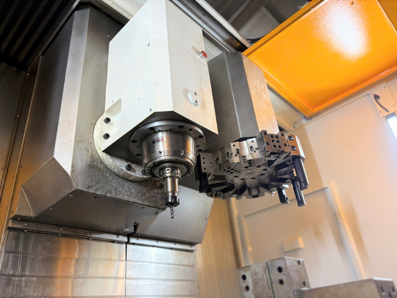 Máy tiện PMW P-VTM500 3