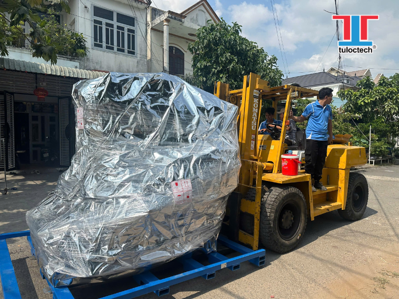 BÀN GIAO MÁY CHO LIÊN MINH 2