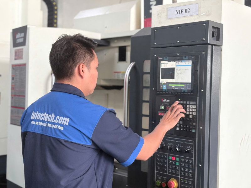 Thực hiện bảo dưỡng định kỳ đối với các linh kiện trên máy phay CNC để giúp kéo dài tuổi thọ và hiệu suất
