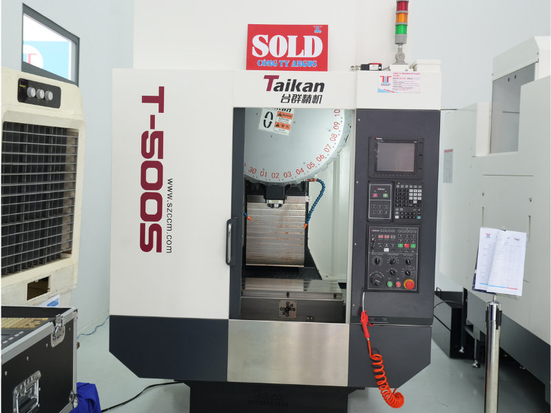 Khoan và trung tâm gia công CNC Taikan HT-500S